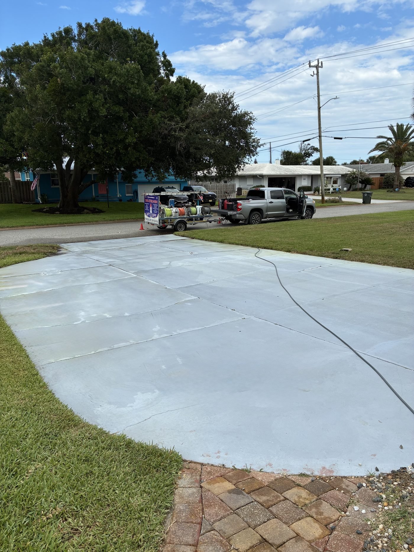Driveway after rust removal and cleaning