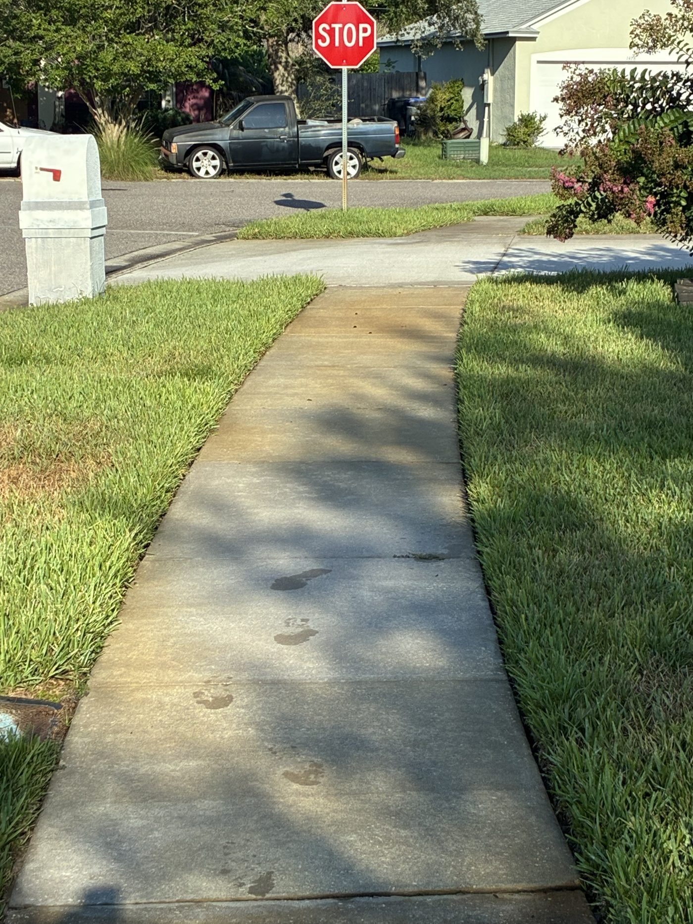 Walkway before, dirty and dull