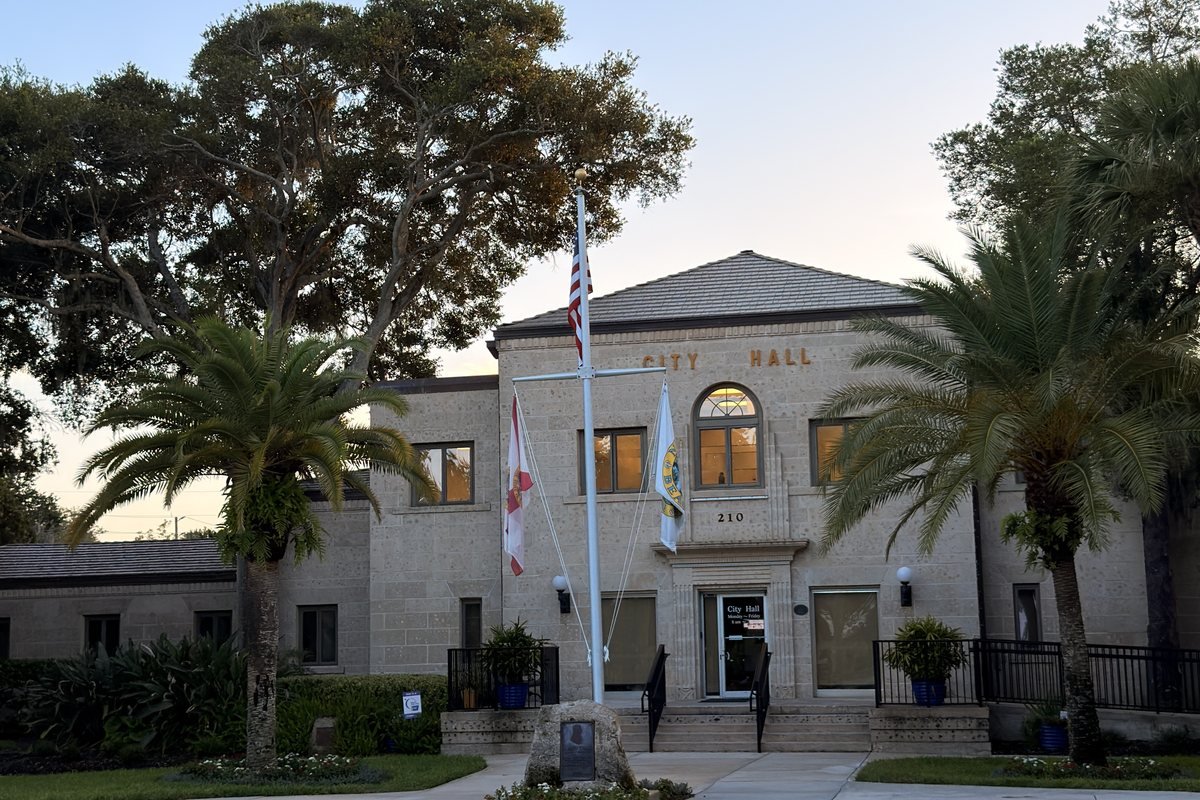 New Smyrna Beach City Hall
