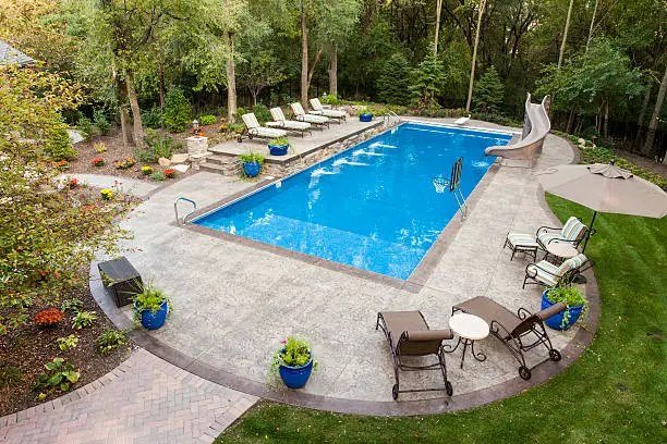 Paver pool deck with a clean lounge area